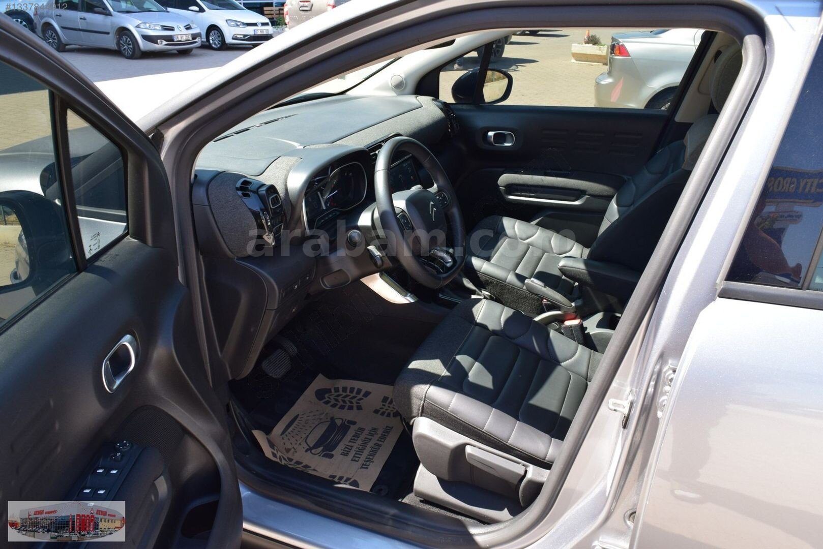 Galeriden Citroen C3 Aircross 1.2 PureTech Shine 2023 Model Ankara 52.000 km Gri 7