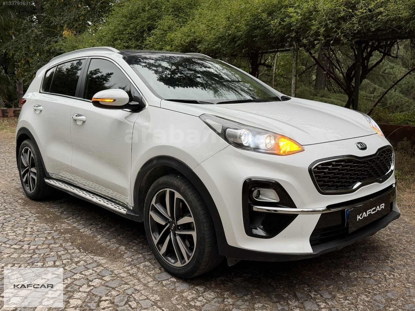 KAFCAR'DAN TRAMERSİZ CAM TAVANLI KİA SPORTAGE 3