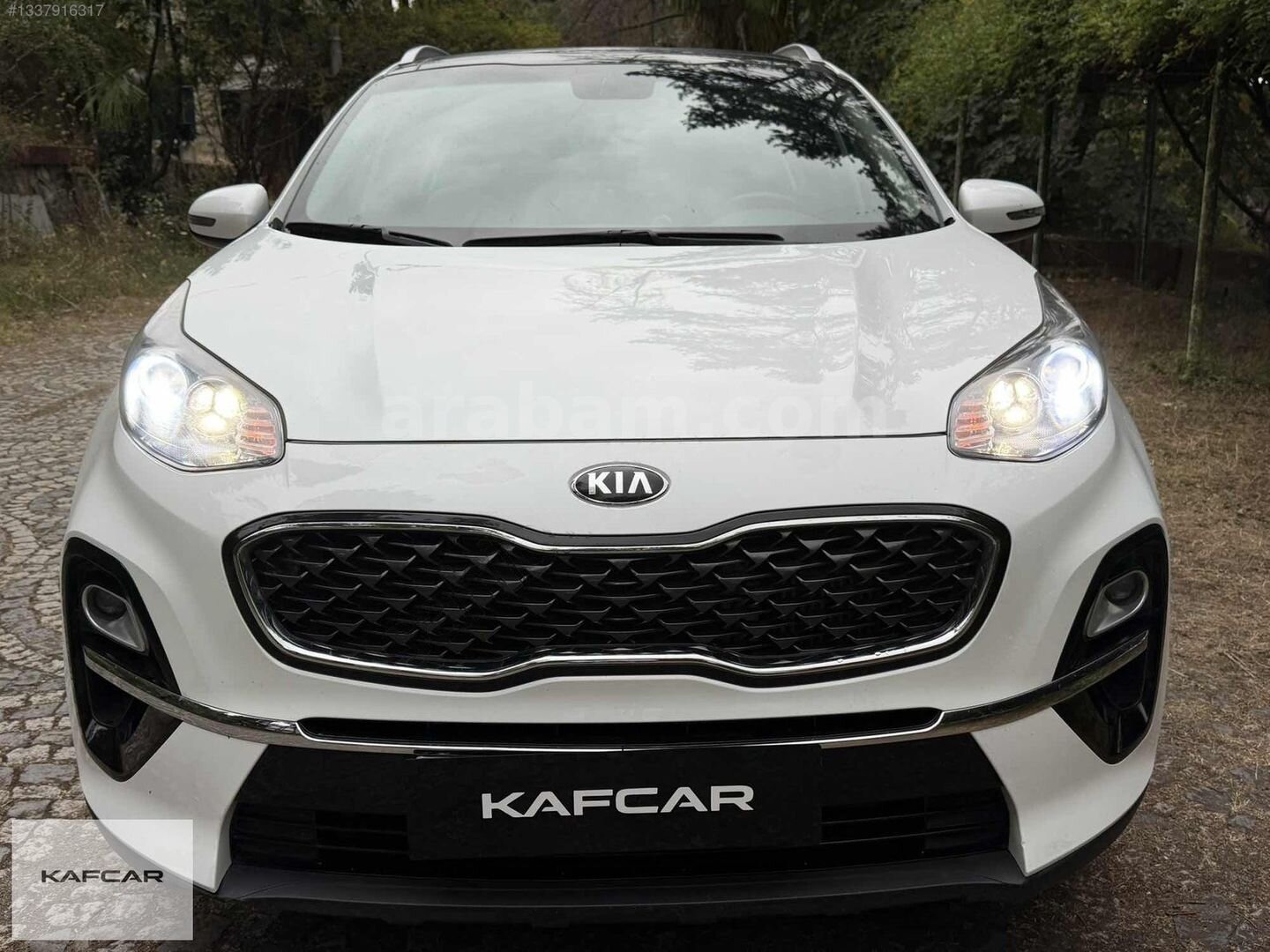 KAFCAR'DAN TRAMERSİZ CAM TAVANLI KİA SPORTAGE 2