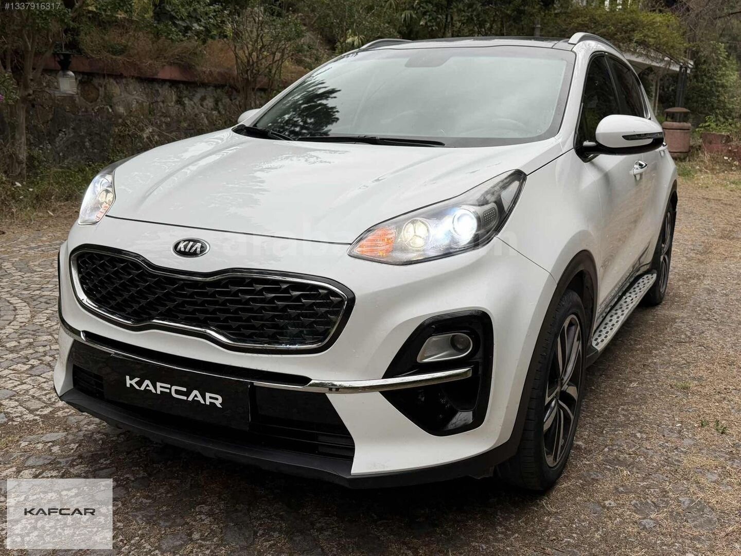 KAFCAR'DAN TRAMERSİZ CAM TAVANLI KİA SPORTAGE 1