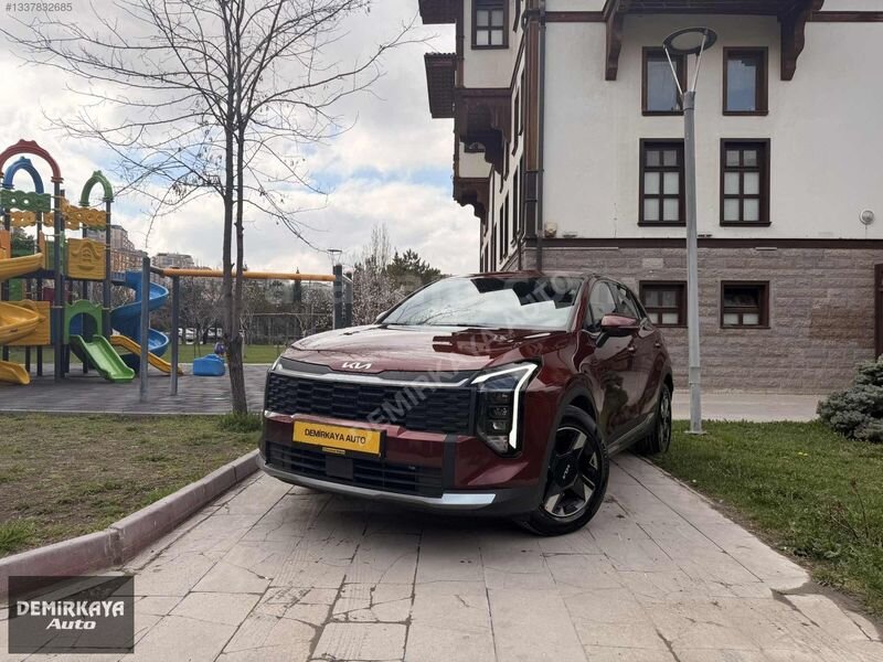 KIA SPORTAGE LİVE 1.6 TGDI SIFIR AYARINDA HATASIZ BOYASIZ