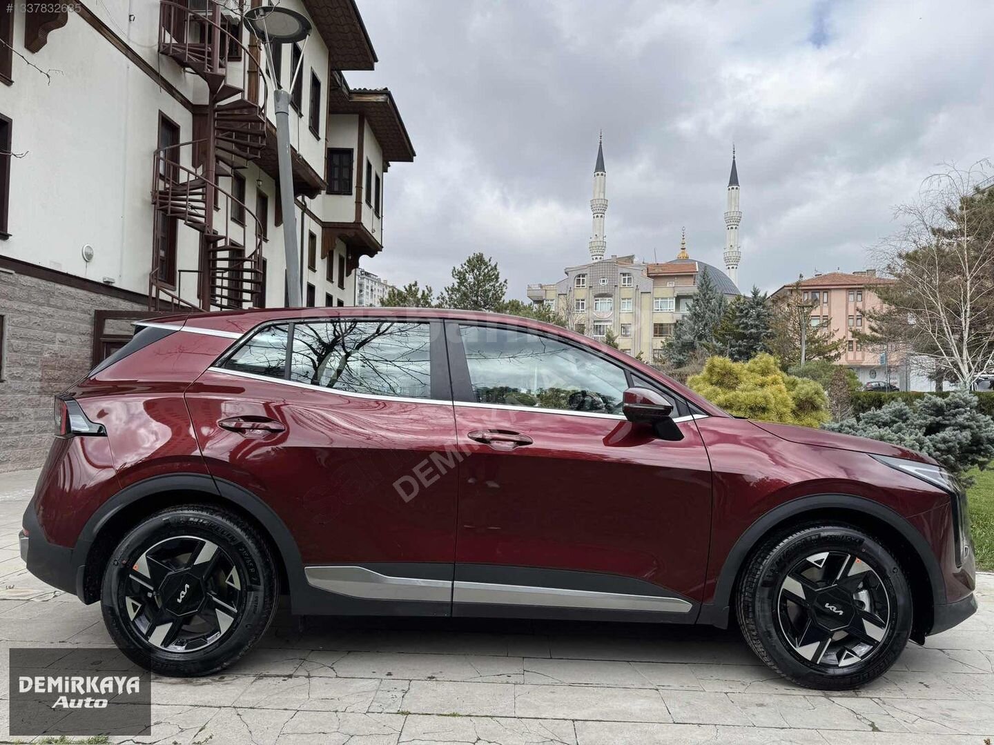 KIA SPORTAGE LİVE 1.6 TGDI SIFIR AYARINDA HATASIZ BOYASIZ 5