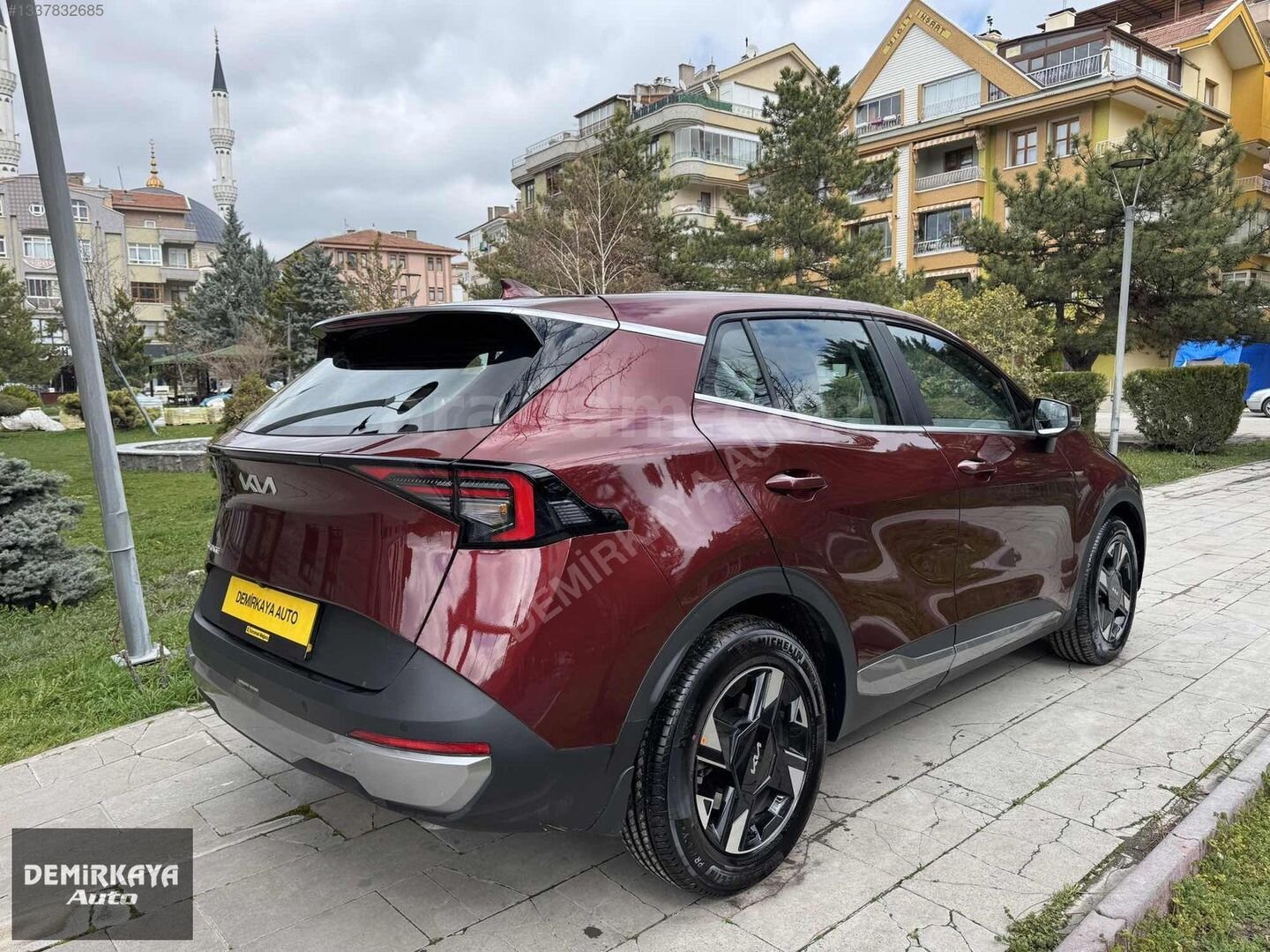 KIA SPORTAGE LİVE 1.6 TGDI SIFIR AYARINDA HATASIZ BOYASIZ 6