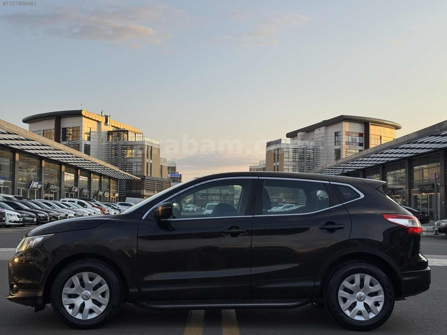 OTOMATİK HATASIZ BOYASIZ 123 BİN KM QASHQAİ 3