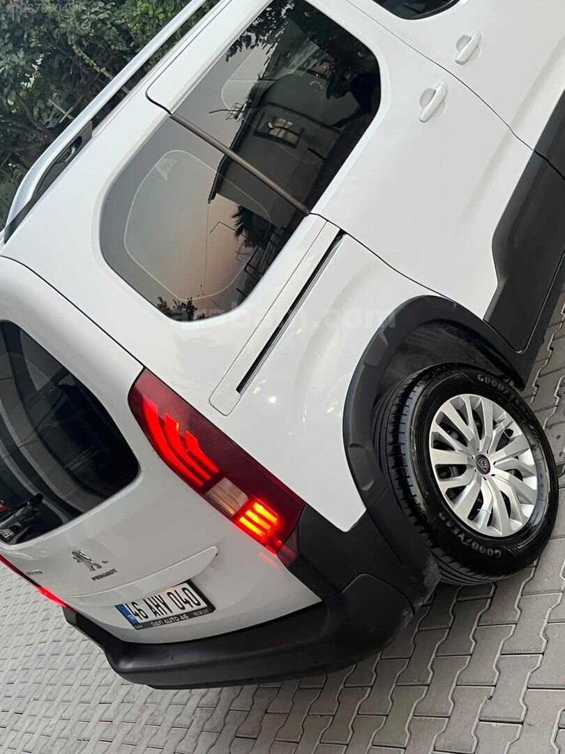 Galeriden Peugeot Rifter 1.5 BlueHDI Active 2019 Model Kahramanmaraş 205.000 km Beyaz 7