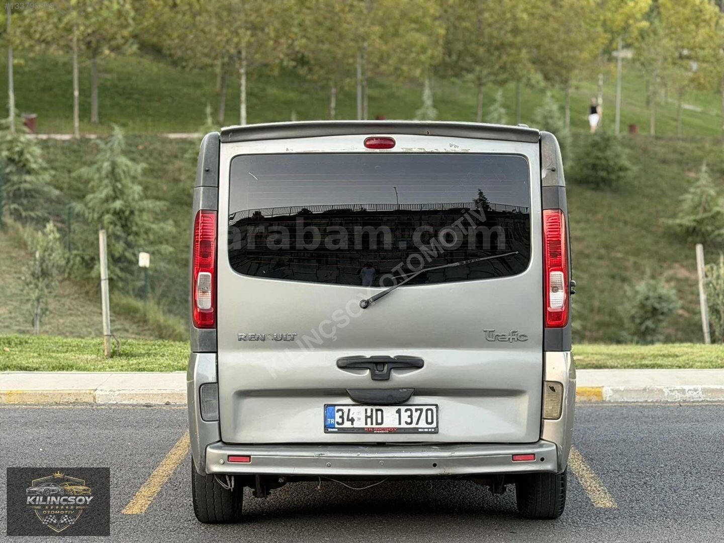 Galeriden Renault Trafic 2.0 DCI Grand Confort 2011 Model İstanbul 375.000 km Füme 5