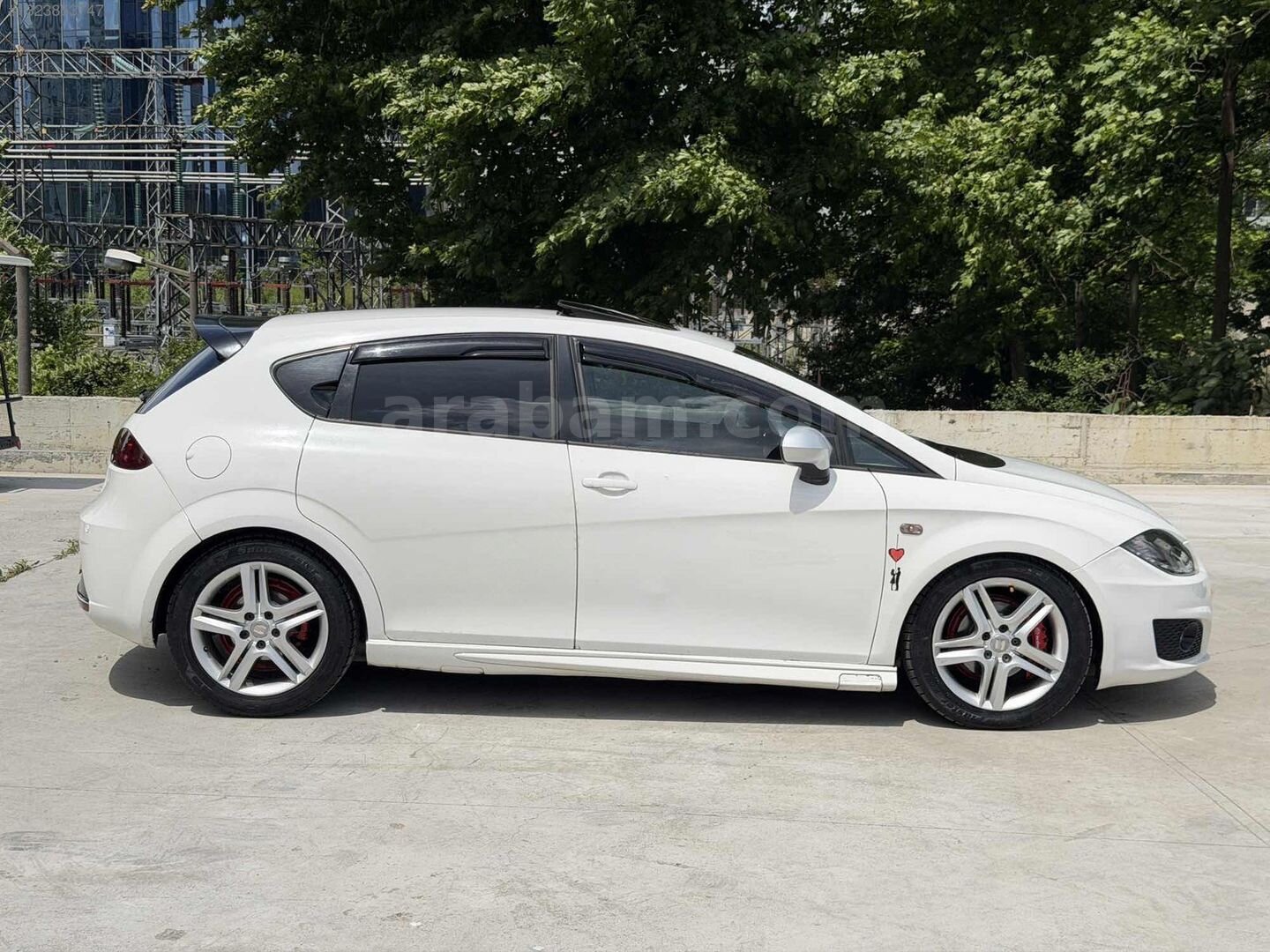 AĞIR BAKIMLARI YAPILMIŞ LEON 1.6 TDI CR STYLE DSG EKSTRALI 3