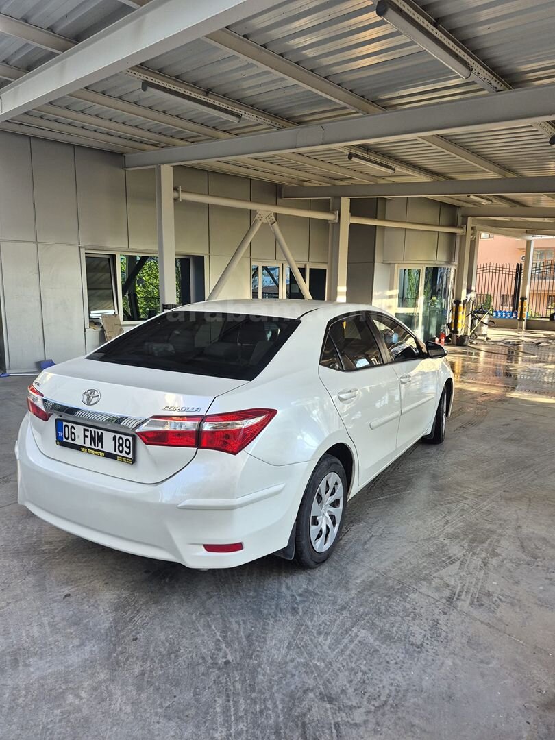 Sahibinden Toyota Corolla 1.33 Life 2015 Model Ankara 93.000 km Beyaz 4