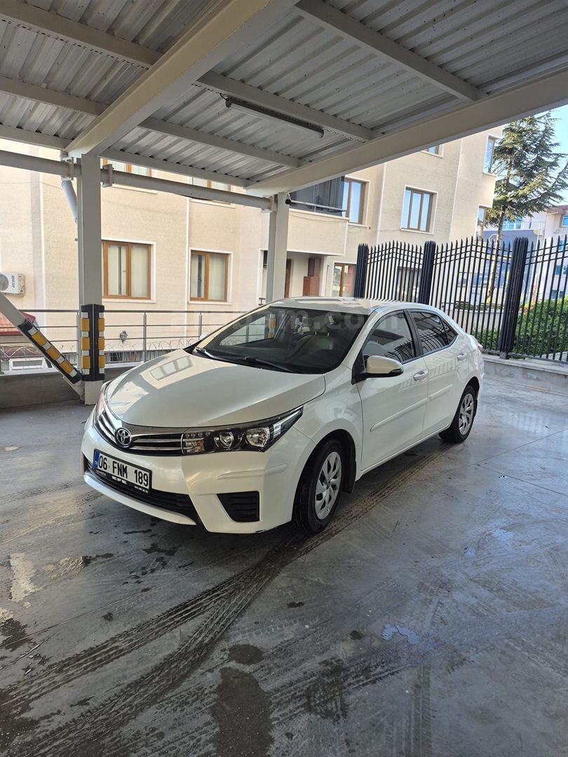 Sahibinden Toyota Corolla 1.33 Life 2015 Model Ankara 93.000 km Beyaz 5
