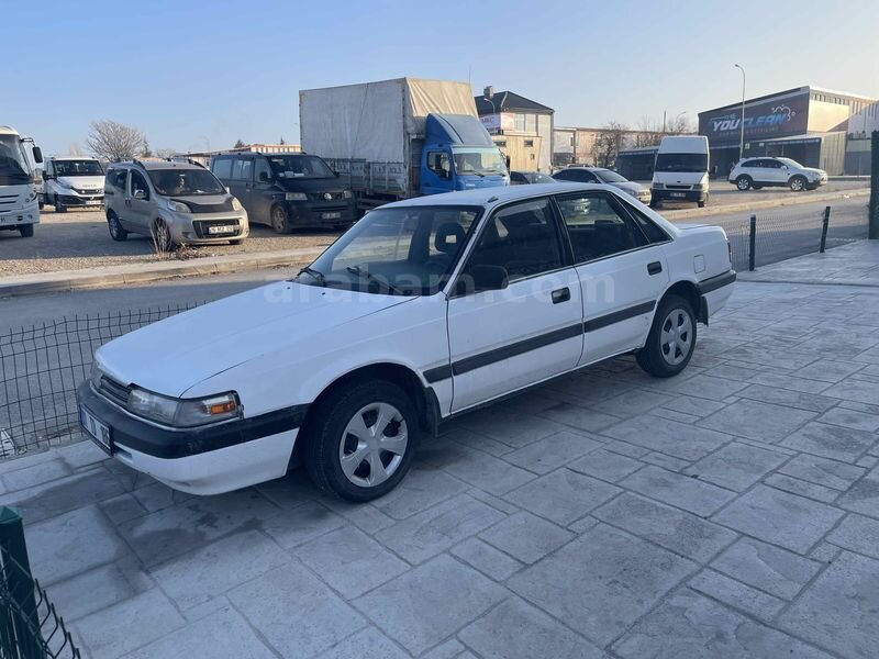 Galeriden Mazda 626 2.0 S 1990 Model Eskişehir 250.000 km Beyaz
