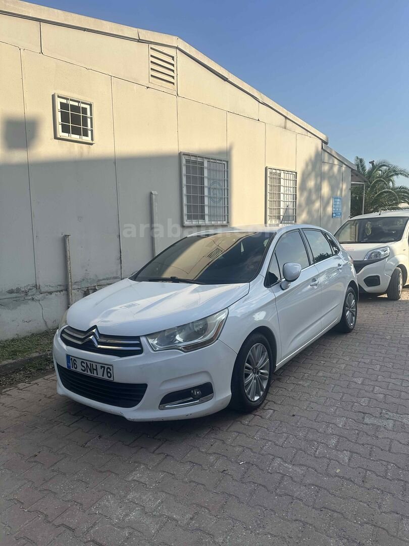 Sahibinden Citroen C4 1.6 e-HDi Confort Plus 2012 Model Kocaeli 203.000 km Beyaz 2