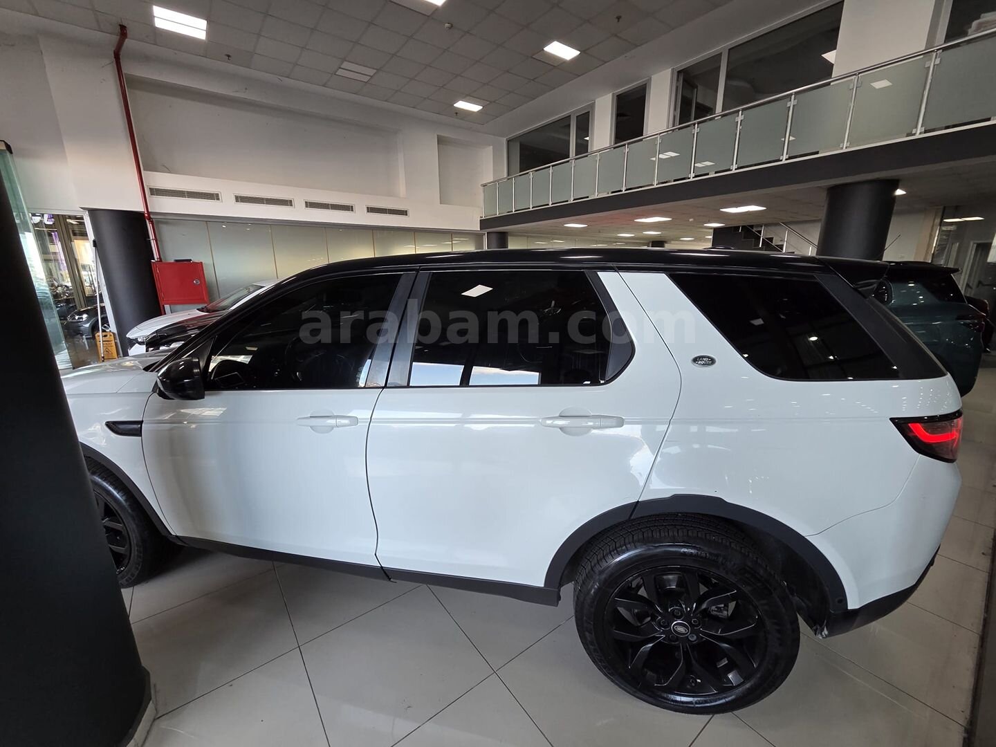 CAN Oto'dan 2016 Land Rover Discovery Sport 2.0 TD4 HSE Luxury 5