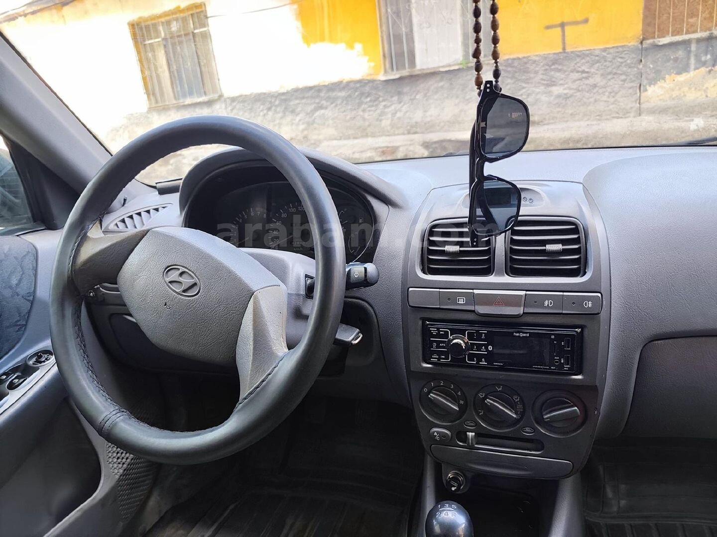 Sahibinden Hyundai Accent 1.5 1.5i GLS 2002 Model Ankara 429.000 km Mavi 4