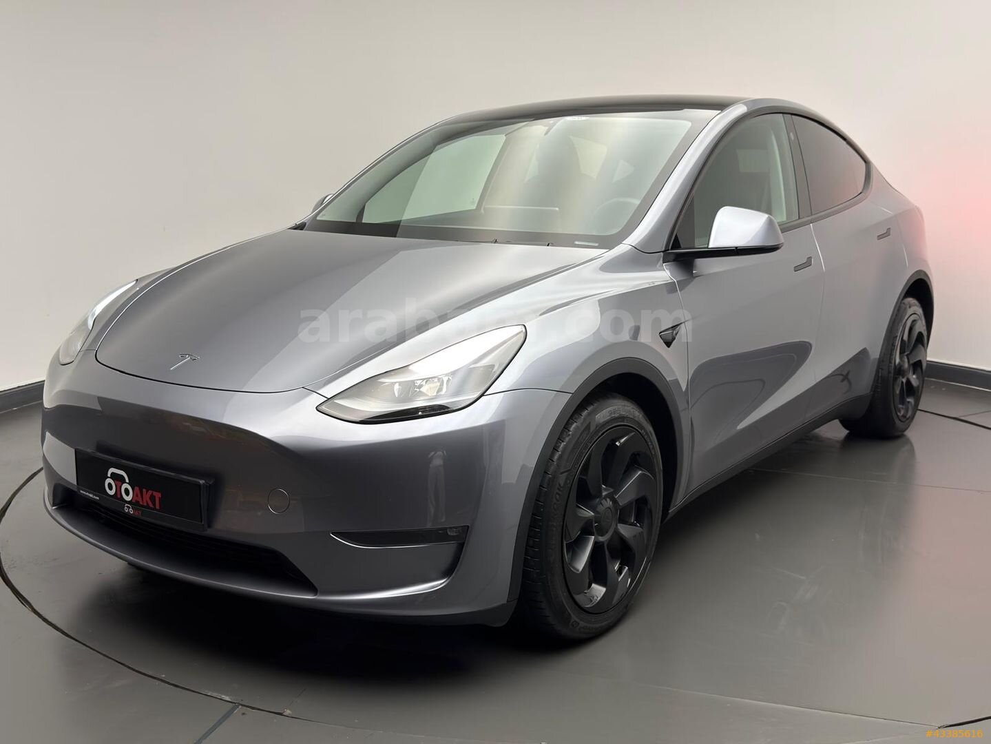 Galeriden Tesla Model Y Long Range AWD 2023 Model Eskişehir 26.060 km Gri 1