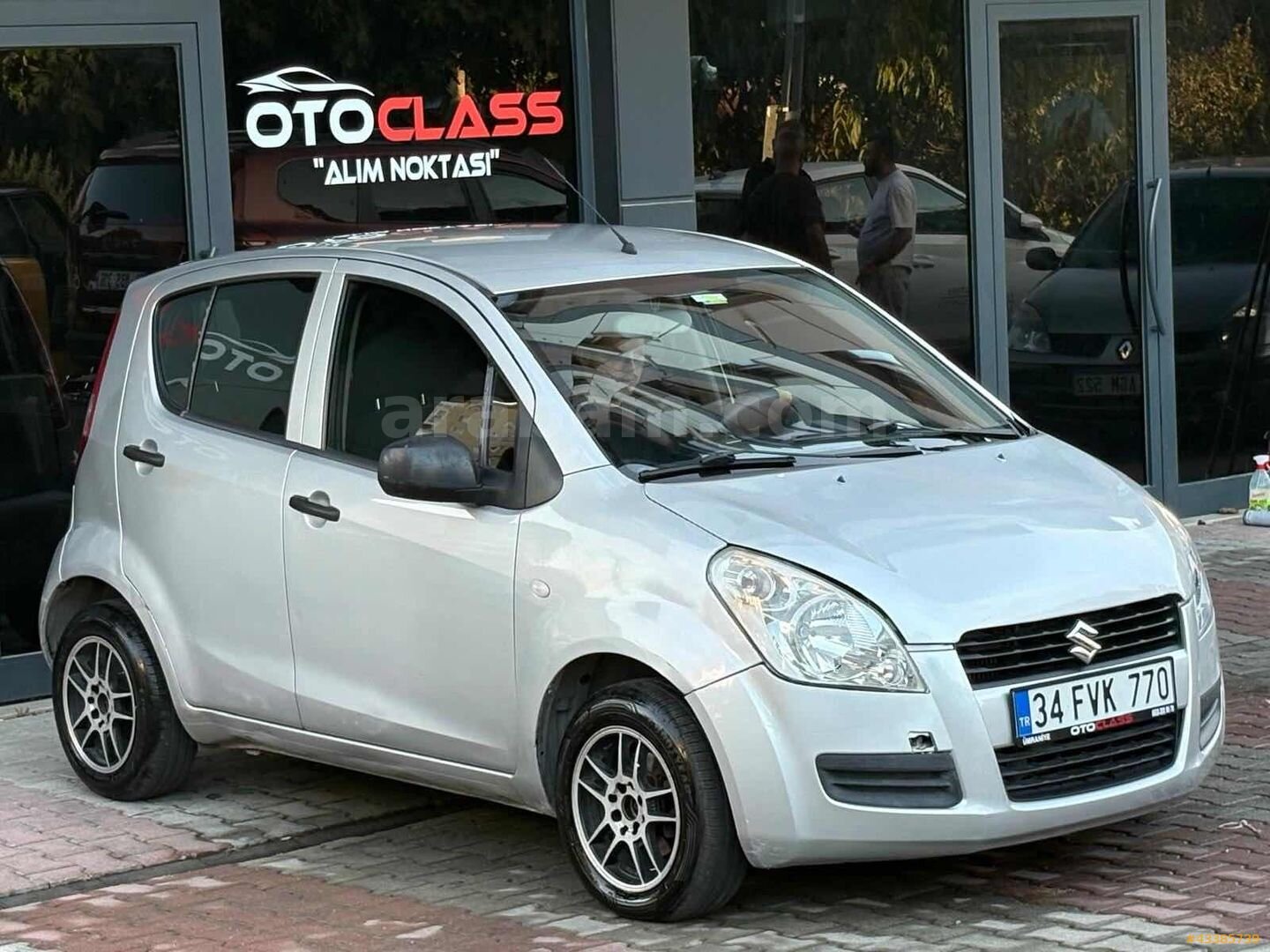 Galeriden Suzuki Splash 1.3 DDiS 2010 Model İstanbul 278.000 km Gri 1