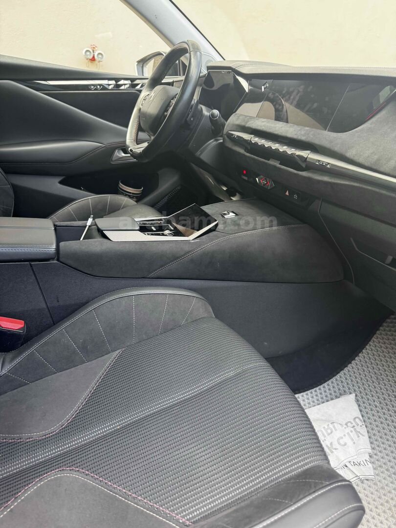 Sahibinden DS Automobiles DS4 1.5 BlueHDi Performance Line 2023 Model İstanbul 54.100 km Gri 6