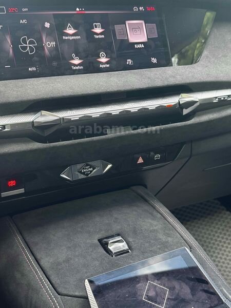 Sahibinden DS Automobiles DS4 1.5 BlueHDi Performance Line 2023 Model İstanbul 54.100 km Gri