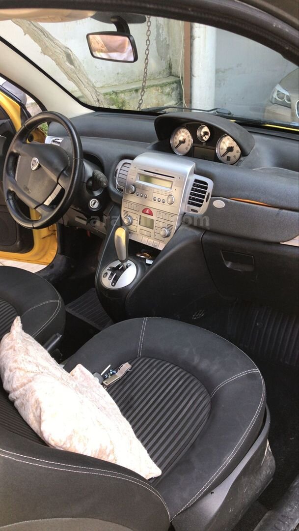 Sahibinden Lancia Ypsilon 1.4 2009 Model Adana 79.000 km Sarı 7