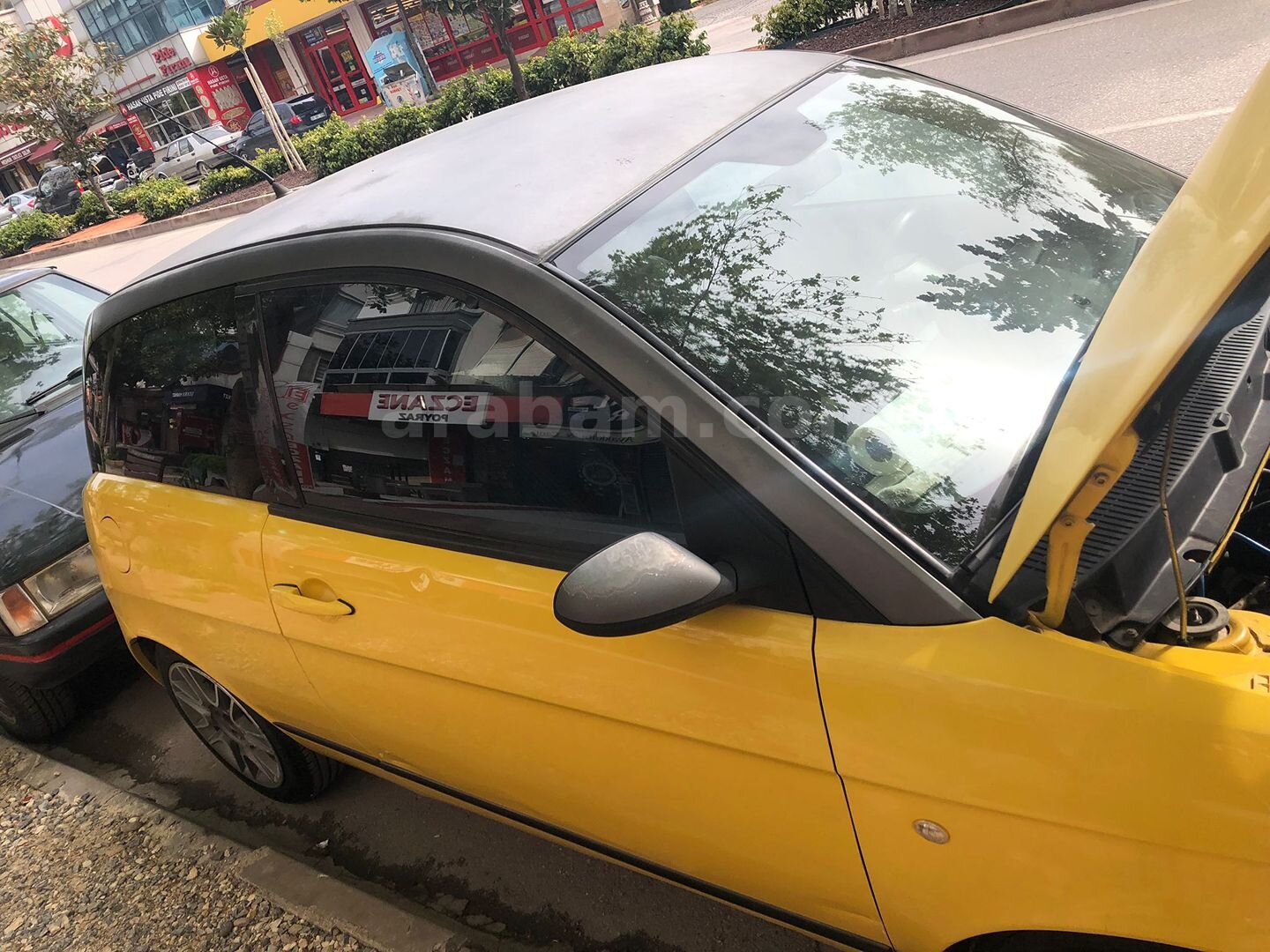 Sahibinden Lancia Ypsilon 1.4 2009 Model Adana 79.000 km Sarı 5