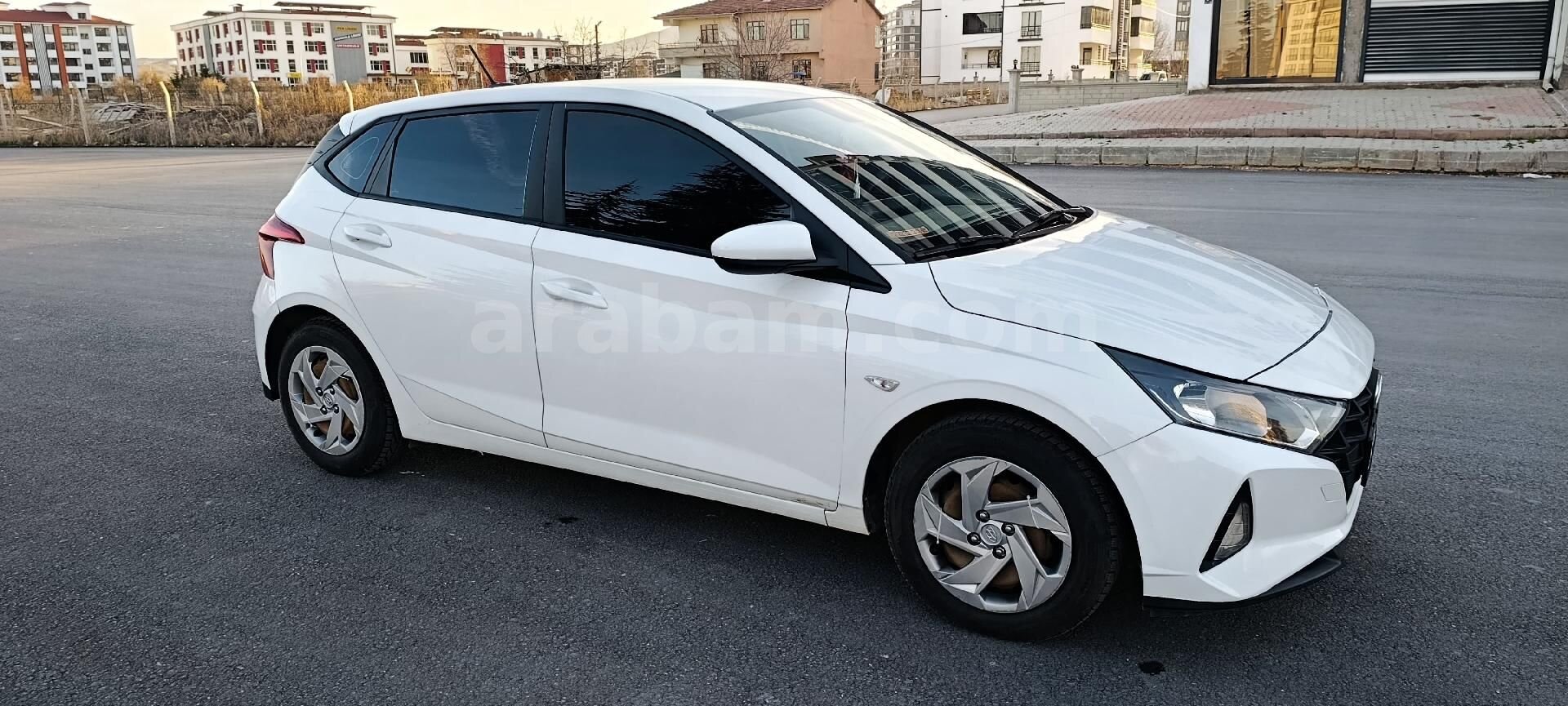 Sahibinden Hyundai i20 1.4 MPI Jump 2022 Model Elazığ 124.000 km Beyaz 5