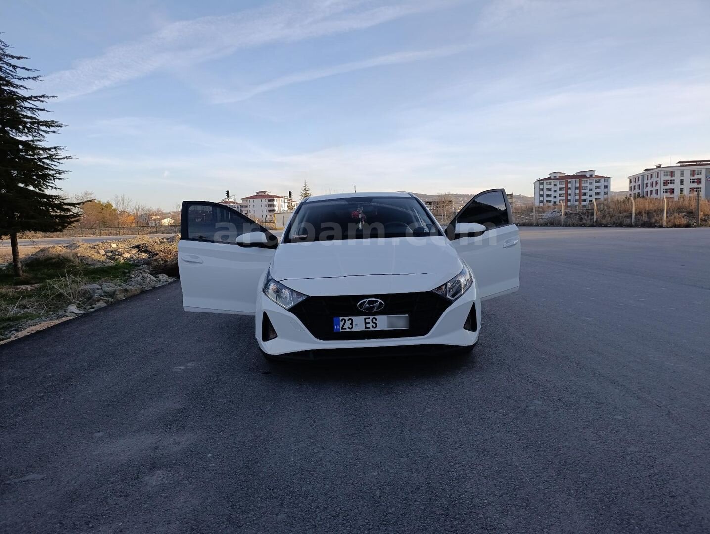 Sahibinden Hyundai i20 1.4 MPI Jump 2022 Model Elazığ 124.000 km Beyaz 2