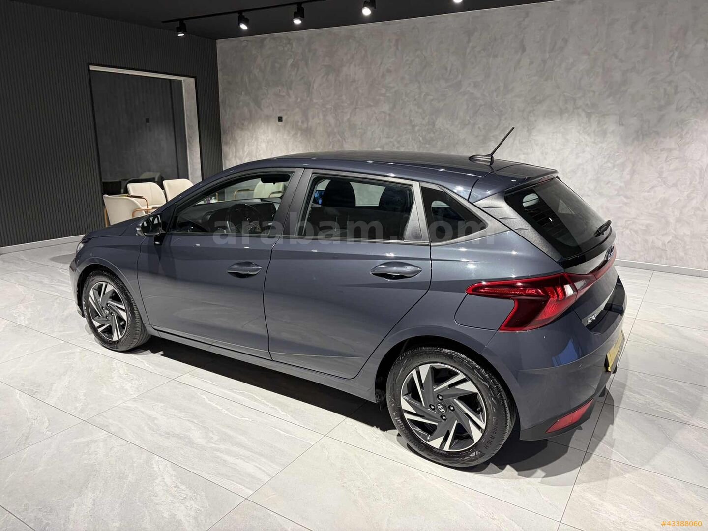 Galeriden Hyundai i20 1.4 MPI Style 2021 Model Bursa 116.000 km Gri 7