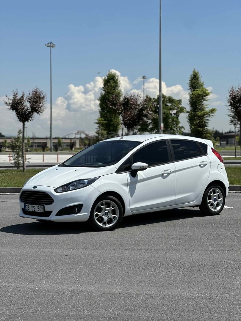 Sahibinden Ford Fiesta 1.5 TDCi Trend 2013 Model Kayseri 223.000 km Beyaz 2