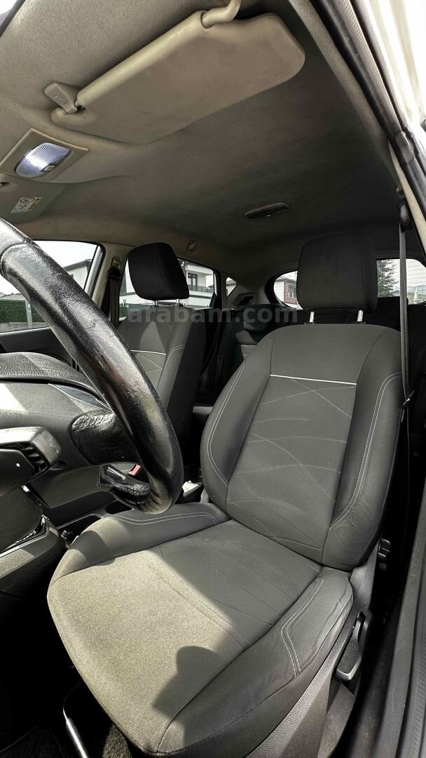 Sahibinden Ford Fiesta 1.5 TDCi Trend 2013 Model Kayseri 223.000 km Beyaz 7
