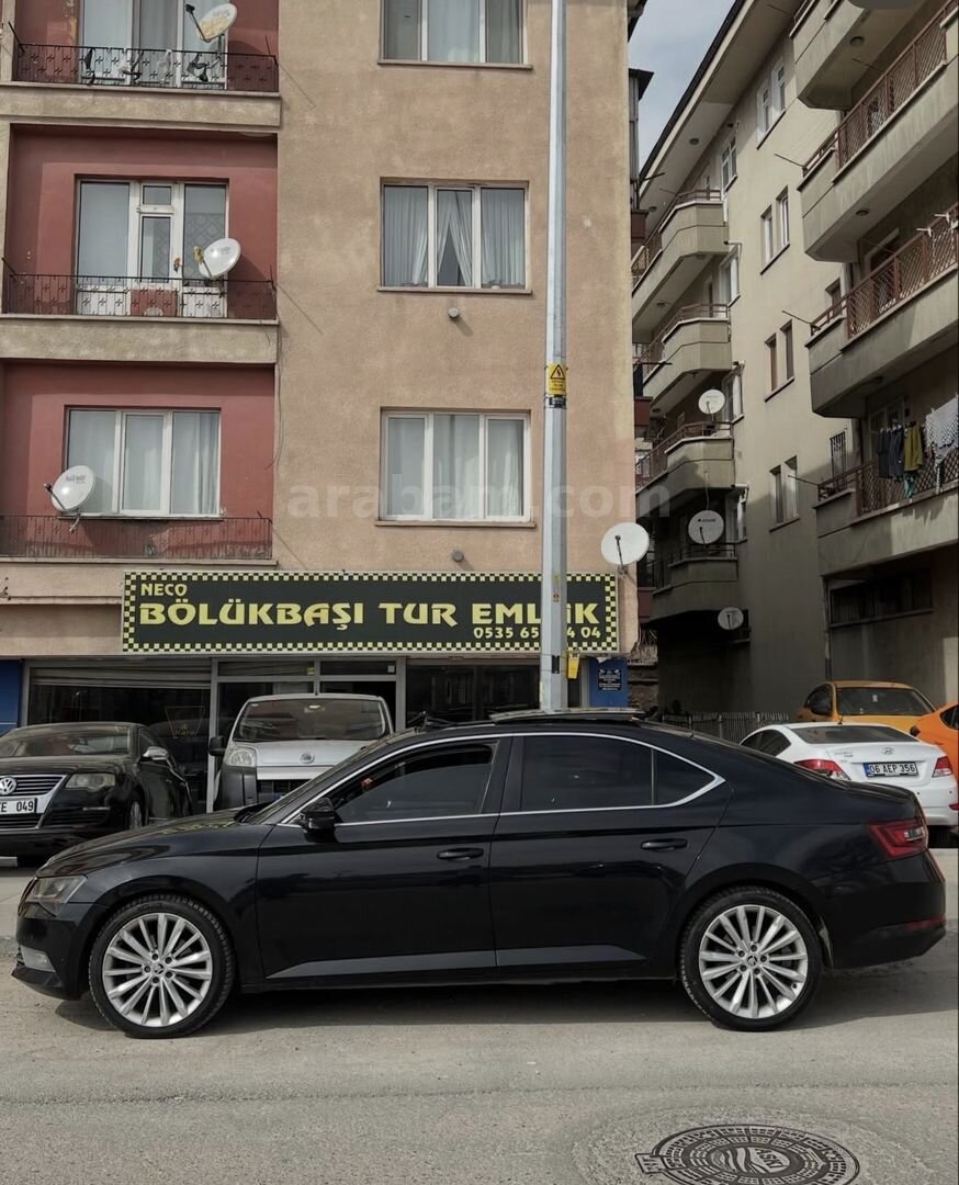 Galeriden Skoda SuperB 1.6 TDI Prestige 2016 Model Ankara 272.000 km Siyah 4