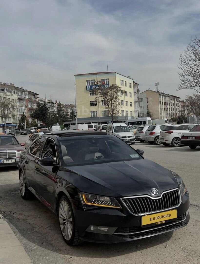 Galeriden Skoda SuperB 1.6 TDI Prestige 2016 Model Ankara 272.000 km Siyah 1