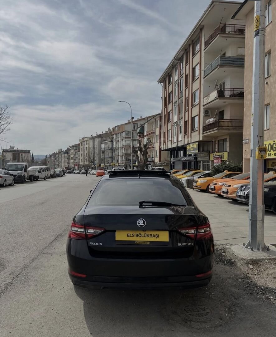 Galeriden Skoda SuperB 1.6 TDI Prestige 2016 Model Ankara 272.000 km Siyah 6