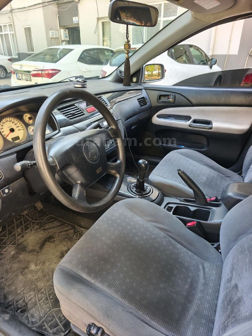 Sahibinden Mitsubishi Lancer 1.6 Invite 2005 Model Adana 365.000 km Gri 7