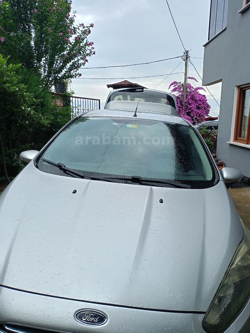 Sahibinden Ford Fiesta 1.5 TDCi Trend 2013 Model Sakarya 241.000 km Gri 3