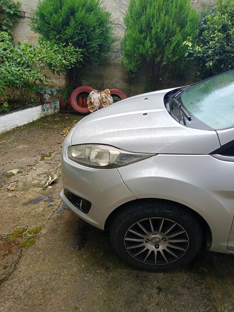 Sahibinden Ford Fiesta 1.5 TDCi Trend 2013 Model Sakarya 241.000 km Gri 6