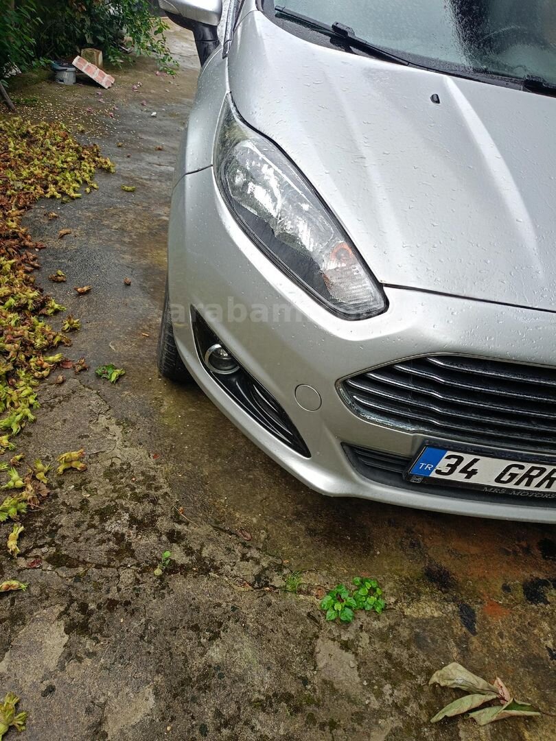 Sahibinden Ford Fiesta 1.5 TDCi Trend 2013 Model Sakarya 241.000 km Gri 2