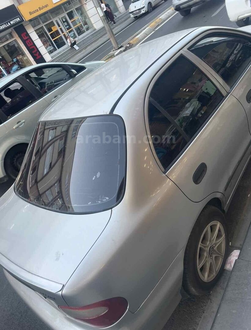 Sahibinden Hyundai Accent 1.3 LX 2000 Model İstanbul 246.000 km Gri 3