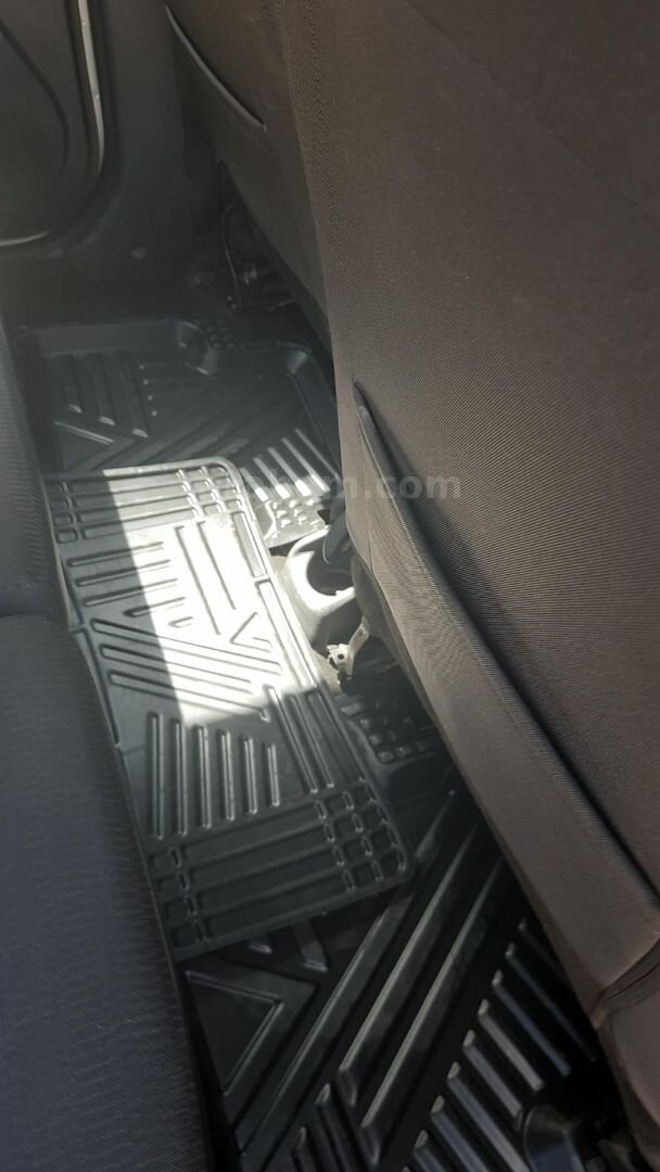 Sahibinden Dacia Lodgy 1.5 dCi Laureate 2013 Model Ankara 177.000 km Gri 4