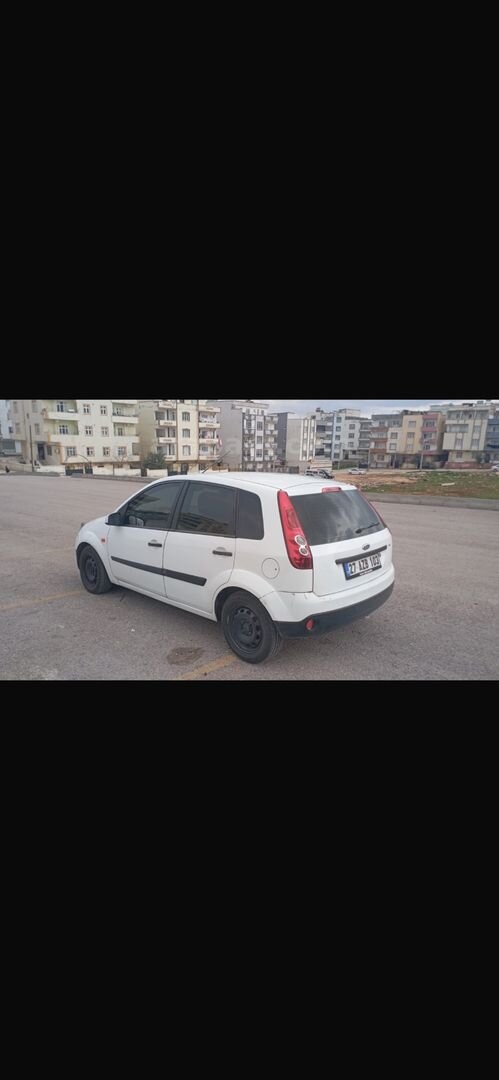 Sahibinden Ford Fiesta 1.4 TDCi Comfort 2008 Model Gaziantep 207.000 km Beyaz 5