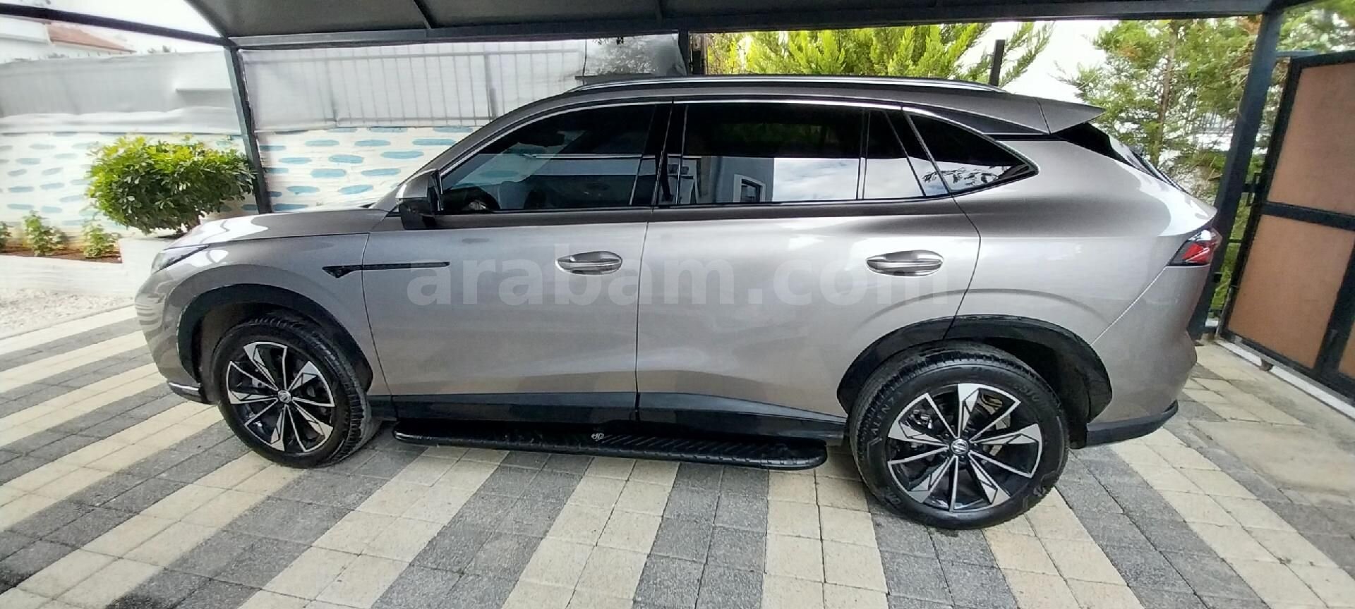 Sahibinden MG HS T_GDI 2024 Model LUXURY 12/2/2025. Trafiğe çıkışlı. 7