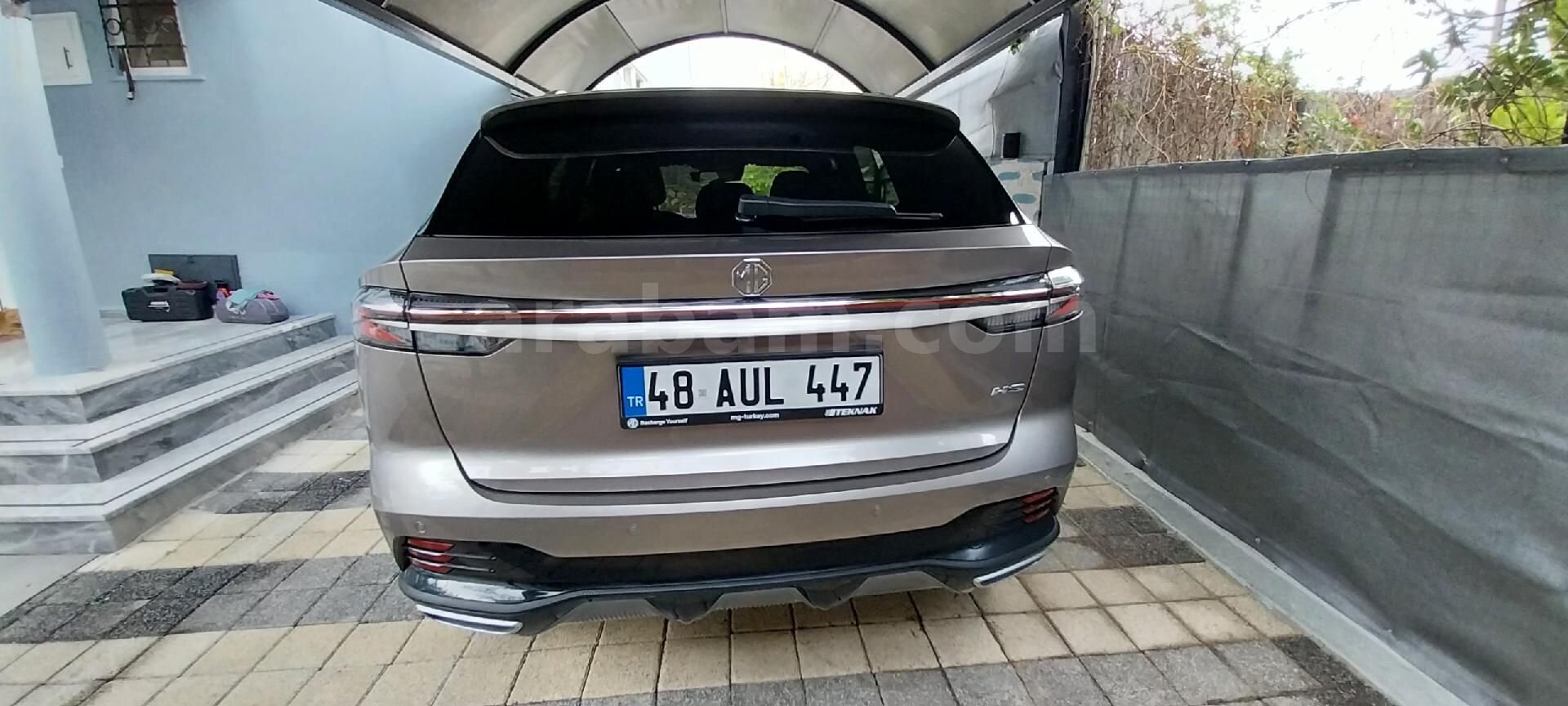 Sahibinden MG HS T_GDI 2024 Model LUXURY 12/2/2025. Trafiğe çıkışlı. 5