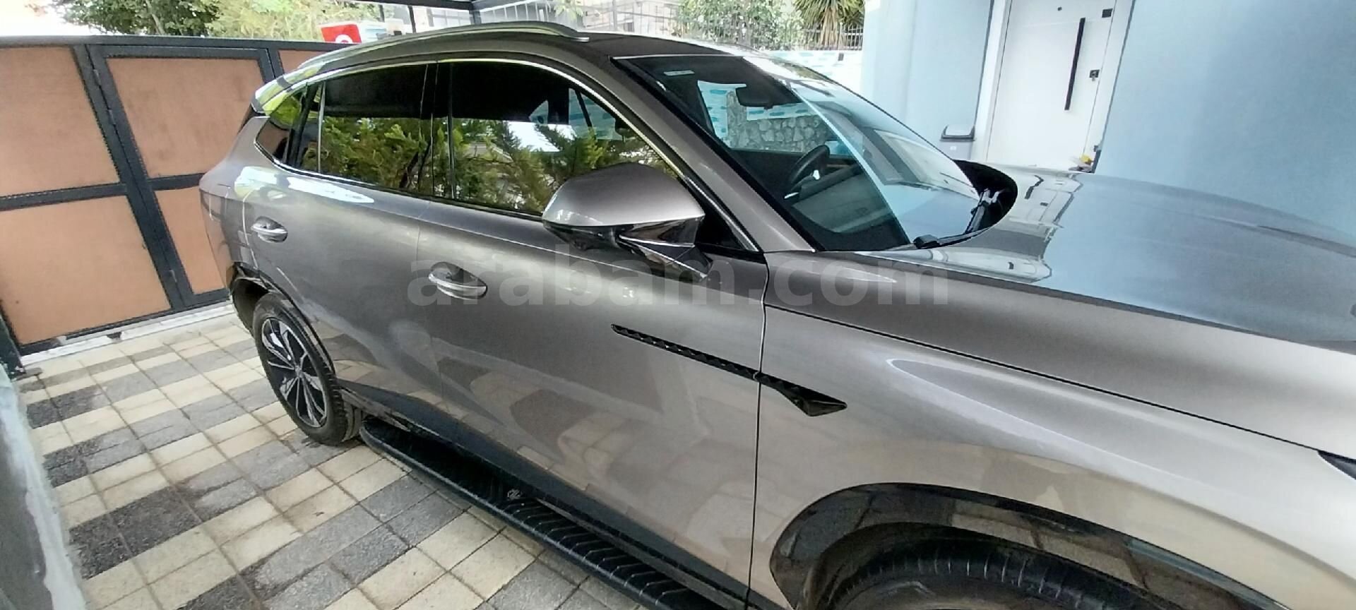 Sahibinden MG HS T_GDI 2024 Model LUXURY 12/2/2025. Trafiğe çıkışlı. 3