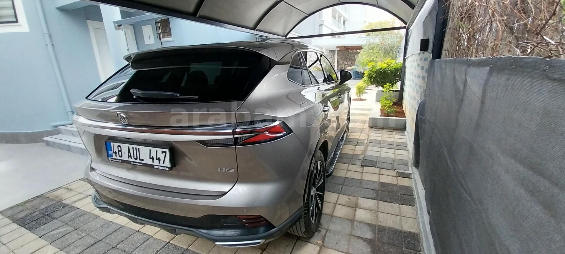 Sahibinden MG HS T_GDI 2024 Model LUXURY 12/2/2025. Trafiğe çıkışlı. 6