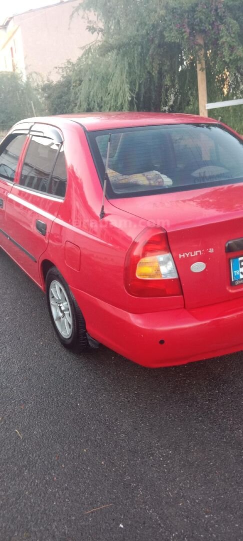 Sahibinden Hyundai Accent 1.3 LX 2001 Model Sivas 280.000 km Kırmızı 7