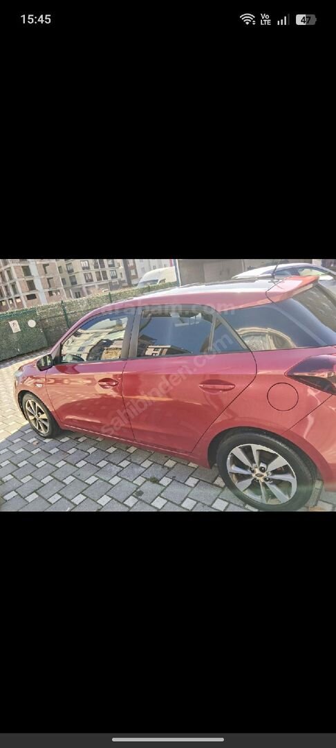 Sahibinden Hyundai i20 1.4 CRDi Style 2018 Model İstanbul 134.000 km Kırmızı 3