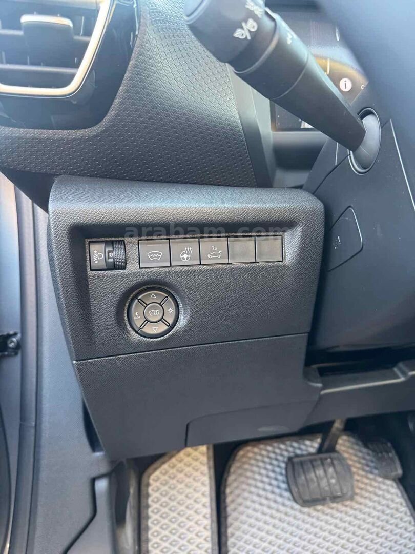 Sahibinden Citroen C4 X 1.2 PureTech Max 2025 Model İstanbul 50.000 km Gri 7