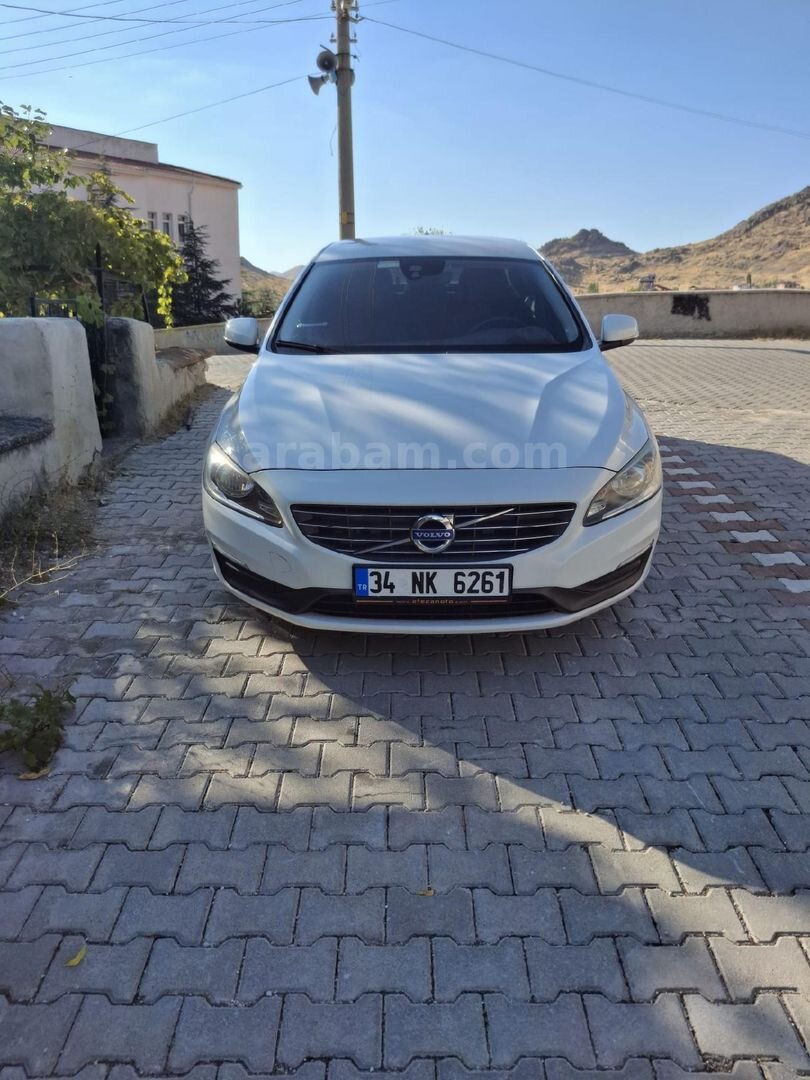 Sahibinden Volvo S60 1.6 D Advance 2015 Model Eskişehir 158.000 km Beyaz 7