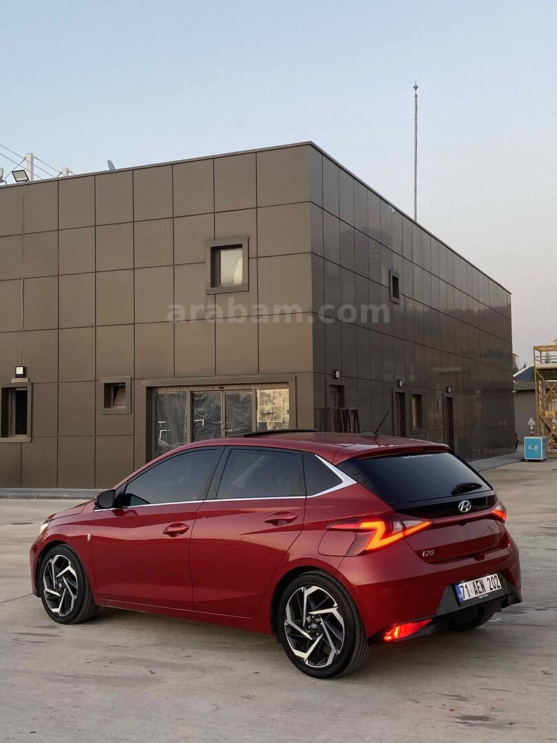 Sahibinden Hyundai i20 1.4 MPI Elite 2020 Model Kırıkkale 73.000 km Kırmızı 3