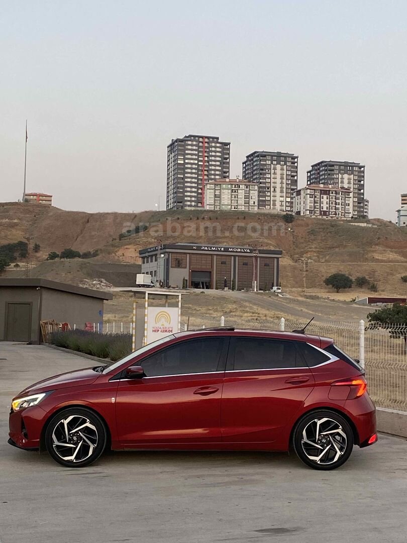 Sahibinden Hyundai i20 1.4 MPI Elite 2020 Model Kırıkkale 73.000 km Kırmızı 4