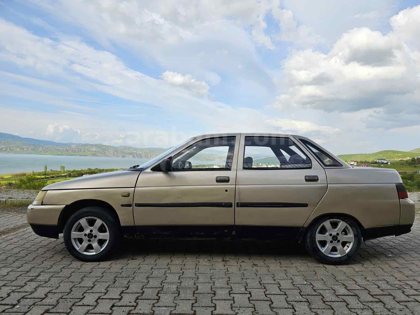 Sahibinden Lada Vega 1.5 2001 Model Elazığ 265.000 km Şampanya 7