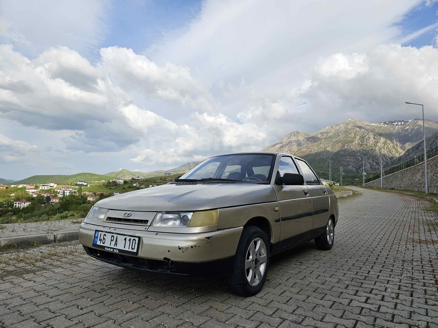 Sahibinden Lada Vega 1.5 2001 Model Elazığ 265.000 km Şampanya 2